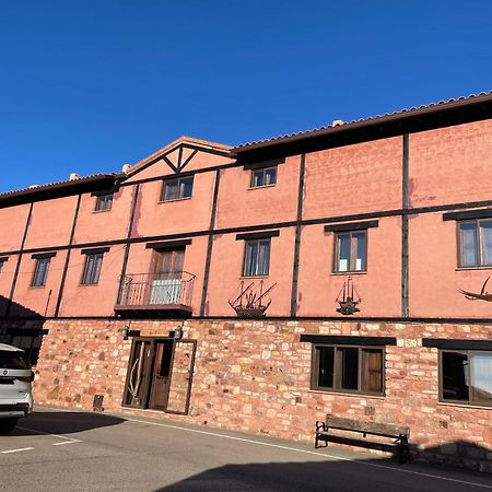 Tres Navios En El Mar Casa Rural De 10 Habitaciones Con Bano Individual Precios Web Montejo de Tiermes المظهر الخارجي الصورة